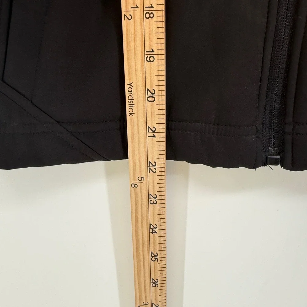 Snozu Performance Kids Black Softshell Jacket Full‎ Zip Size Small (8)